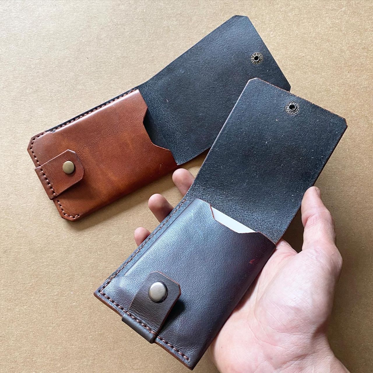 Minimalist Bifold Wallet Kotak Ilham