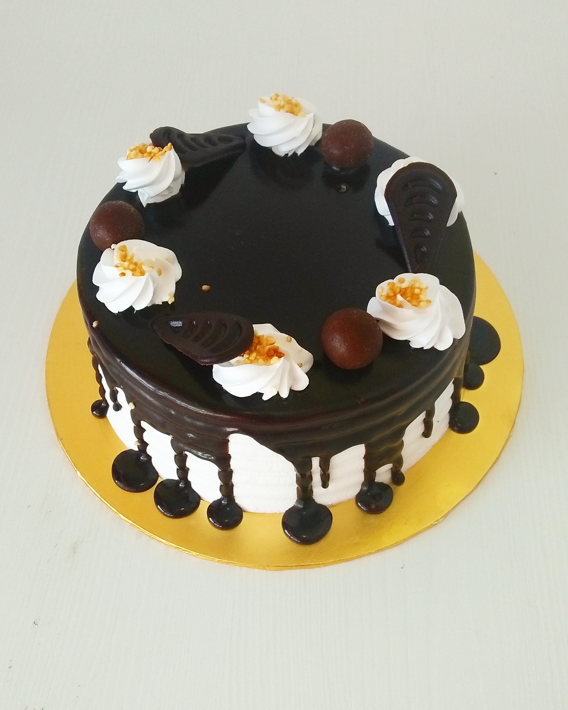 Chocolate Moist Cake 6 Inch O D Honey Bakery